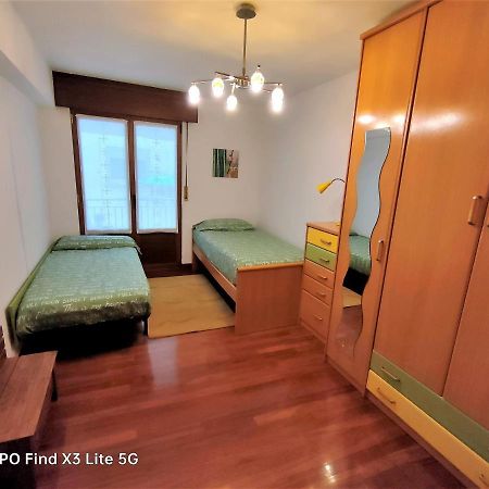 Piso Turistico Mundaka Con Opcion A Garaje Apartment Luaran gambar